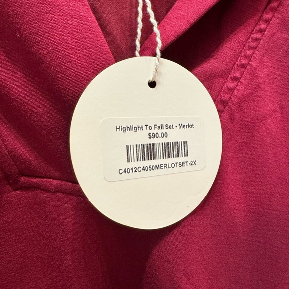 Red Lounge Set - Picture 4 of 9